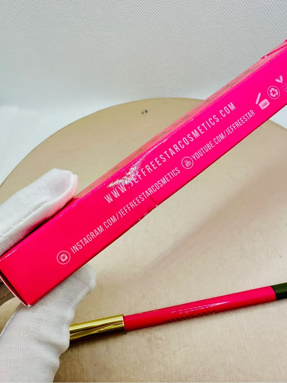 Jeffree Star Cosmetics Pink Lip Liner with Gold Cap